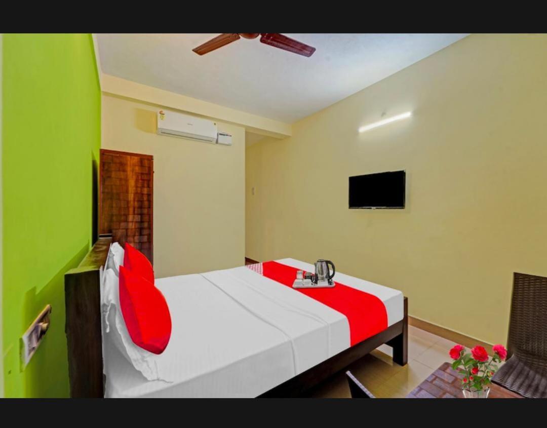 Visha Park International Hotel Tirupporur Luaran gambar